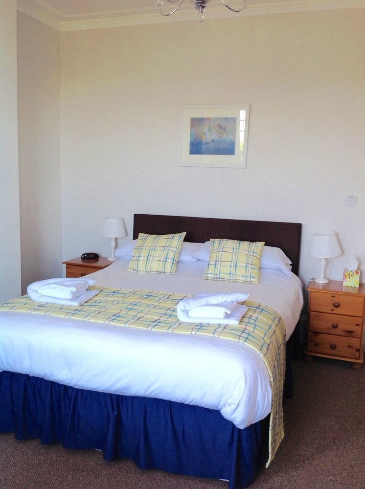 By The Sea Bed And Breakfast Eastbourne Eksteriør billede