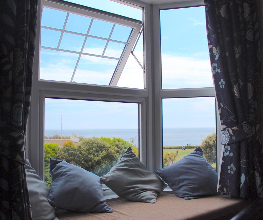 By The Sea Bed And Breakfast Eastbourne Eksteriør billede